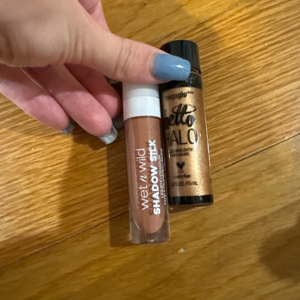 Wet n Wild Shadow Stick and MegaGlo Liquid Highlighter - Brown and Gold